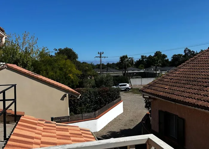 Holiday home Maison 5 Min De La Et A Pieds, Tt Confort